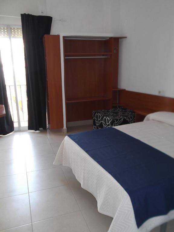 Hostal Sant Jordi Tossa de Mar Room photo